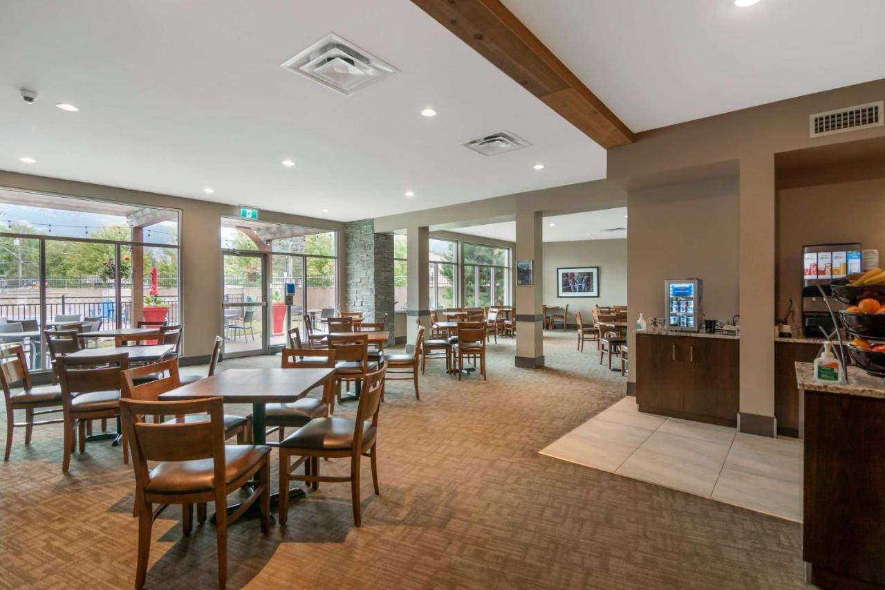 Best Western Plus Revelstoke Bagian luar foto