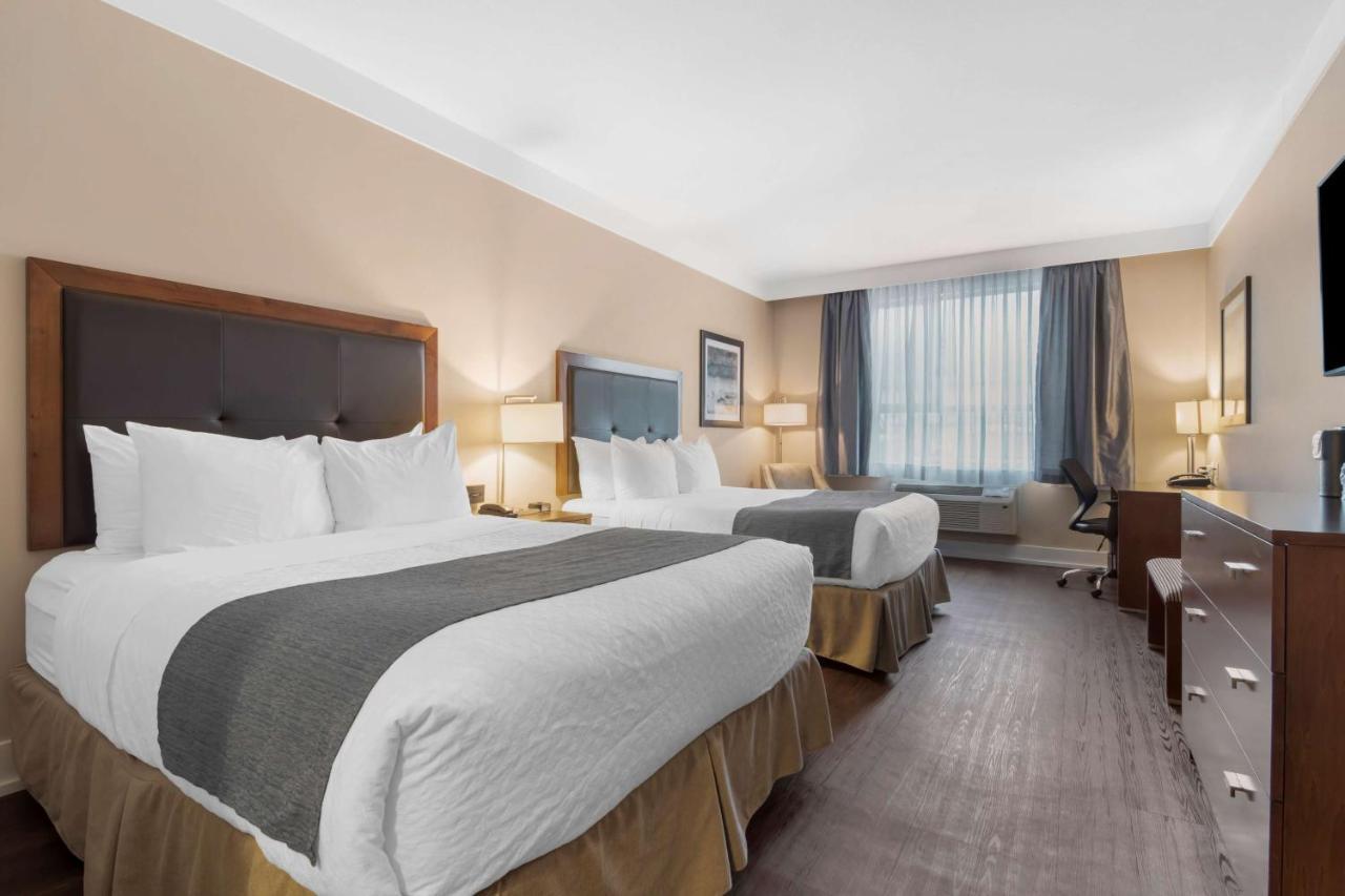 Best Western Plus Revelstoke Bagian luar foto