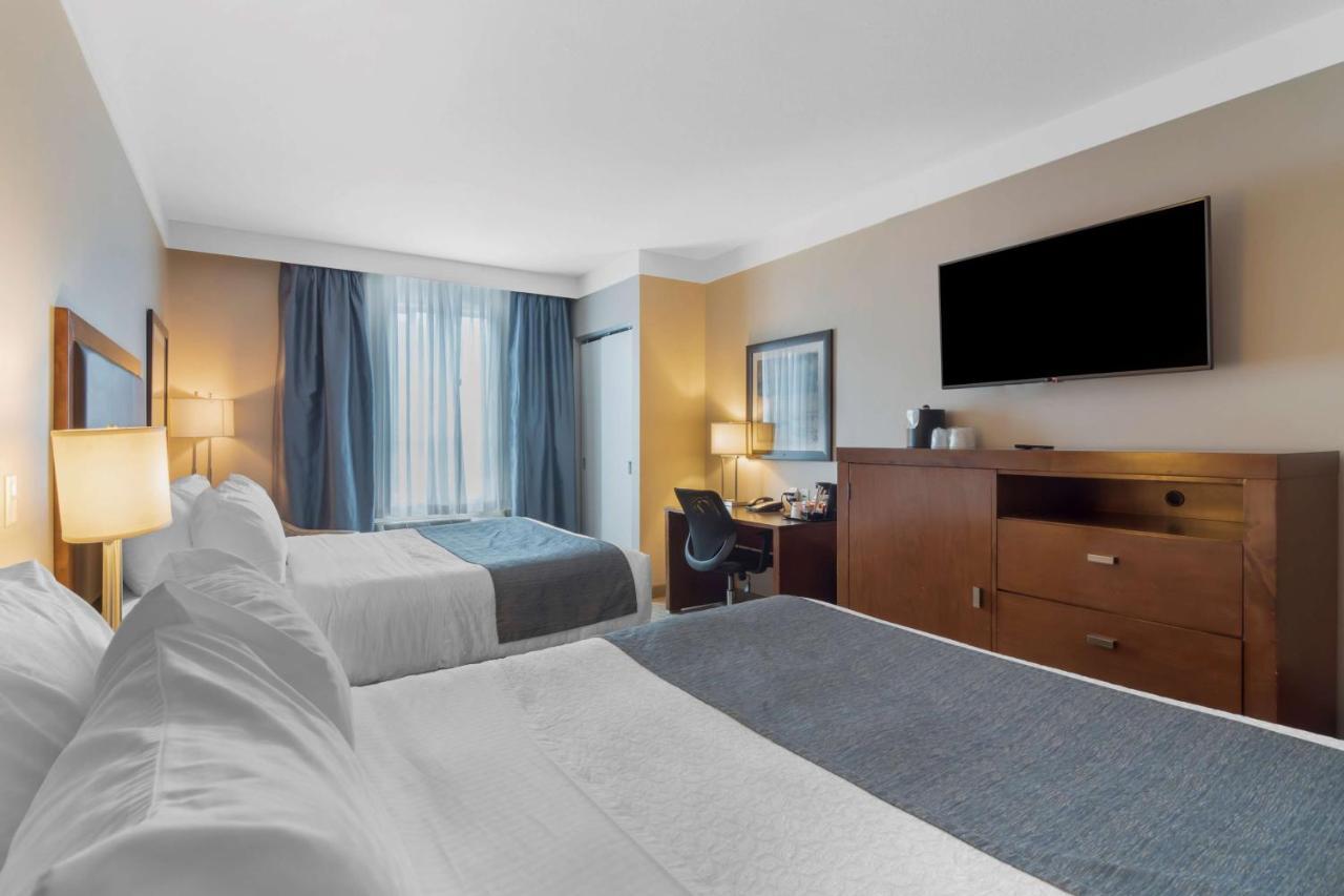 Best Western Plus Revelstoke Bagian luar foto