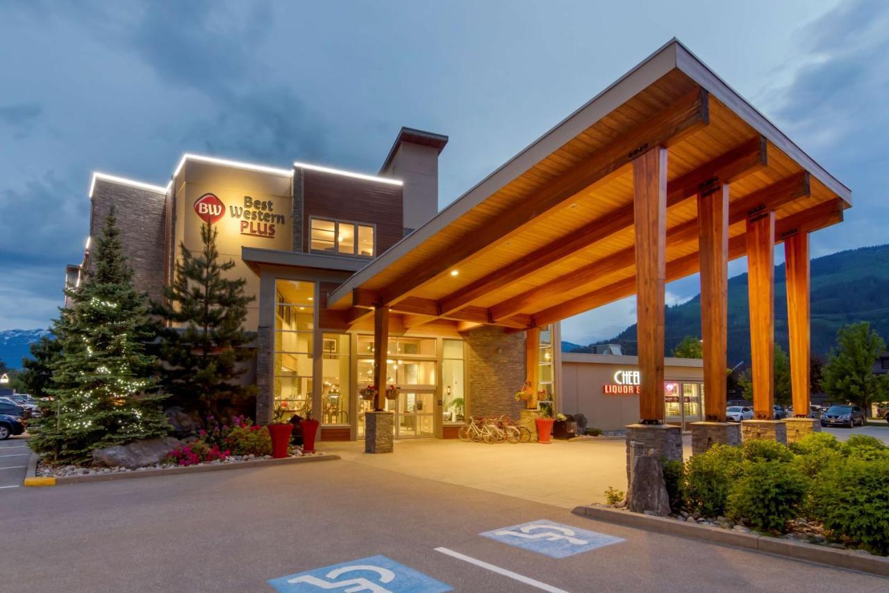 Best Western Plus Revelstoke Bagian luar foto