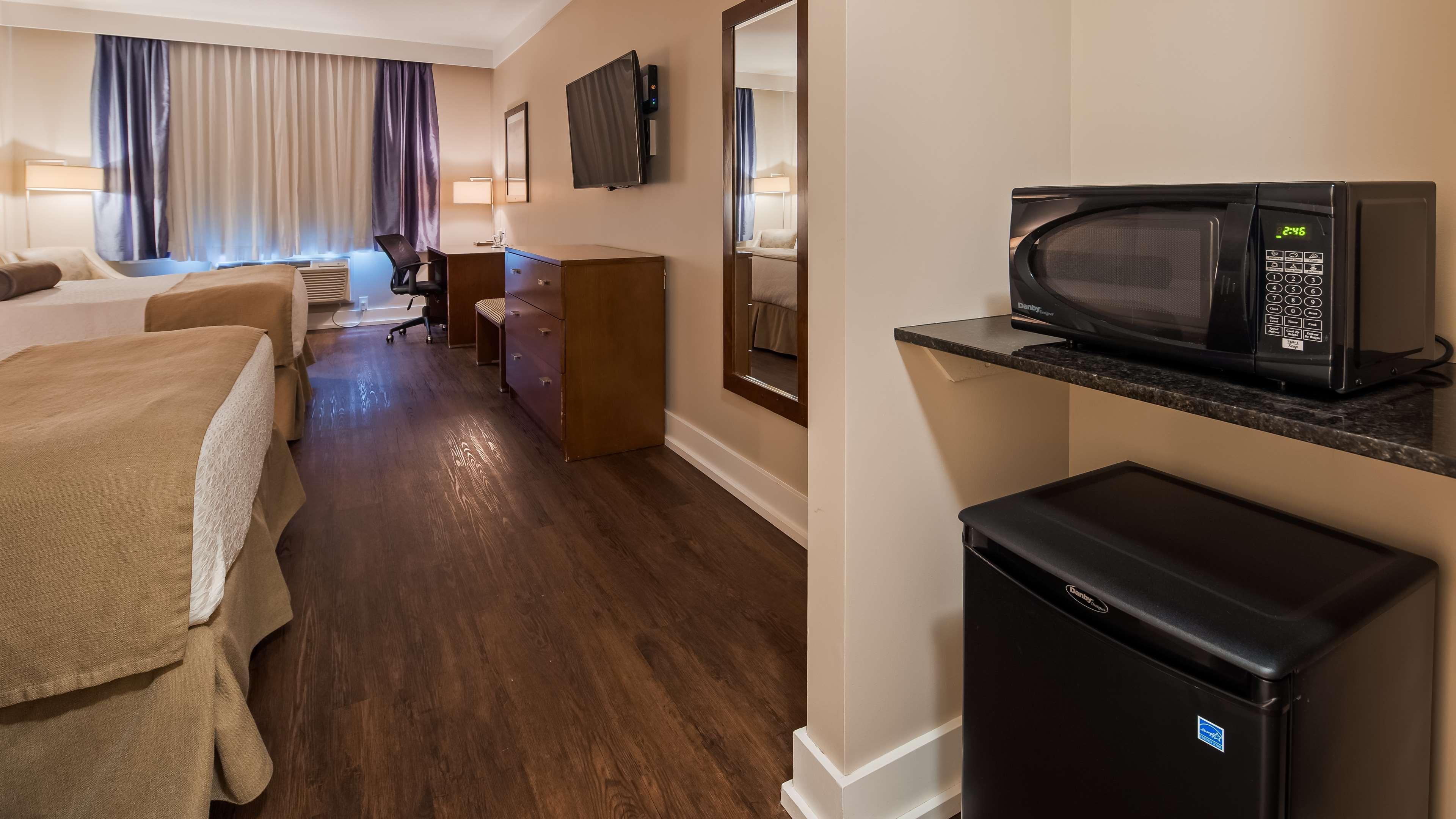 Best Western Plus Revelstoke Bagian luar foto