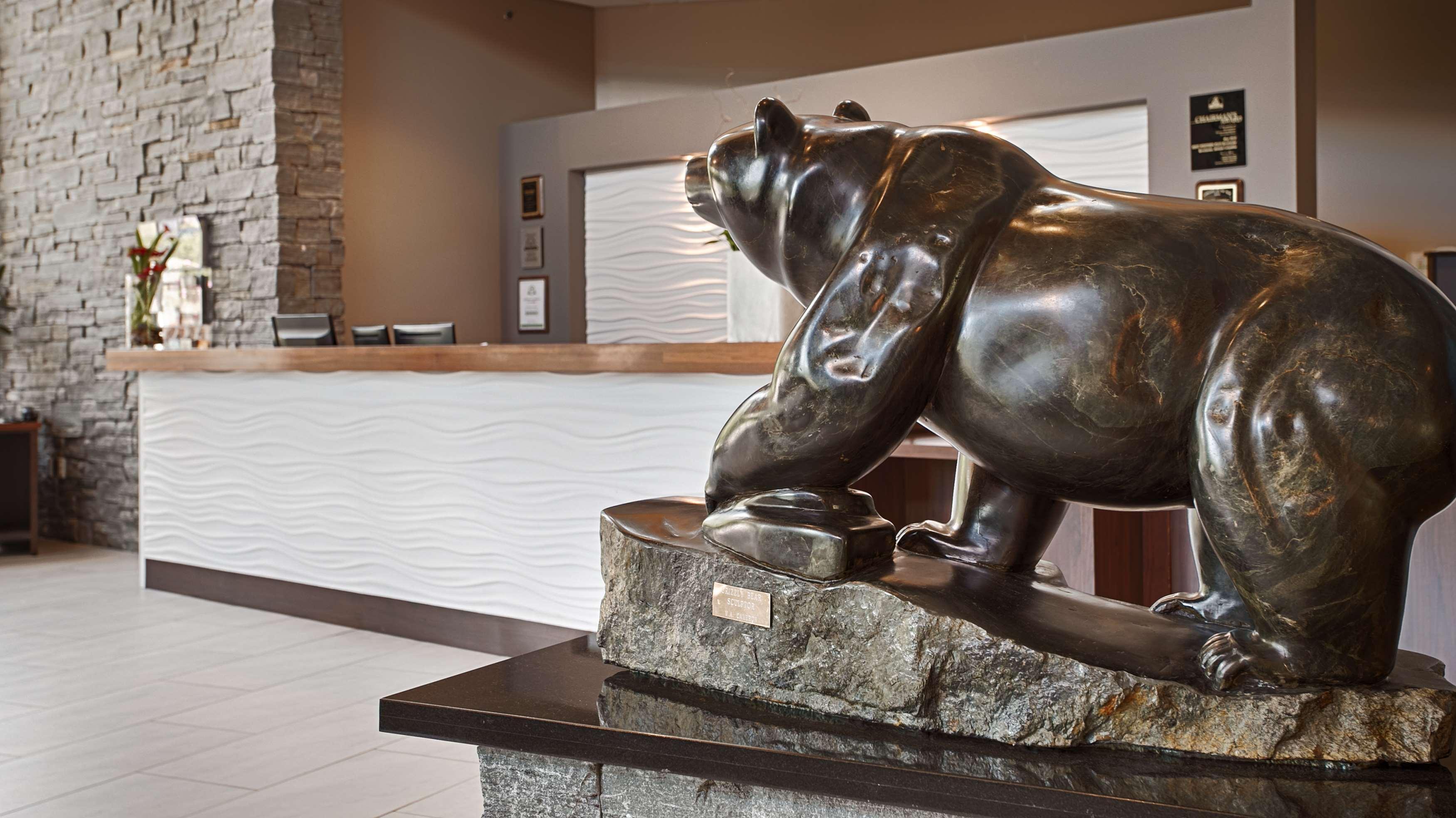 Best Western Plus Revelstoke Bagian luar foto